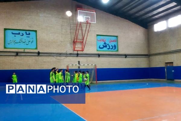 رقابت دوازده تیم فوتسال در پیشوا؛ آیت‌الله مشکینی و خورشید هشتم در فینال