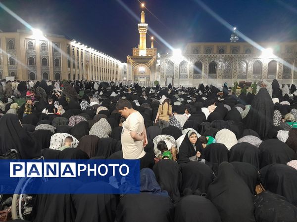 شب میلاد امام هشتم شعیان در حرم مطهر رضوی
