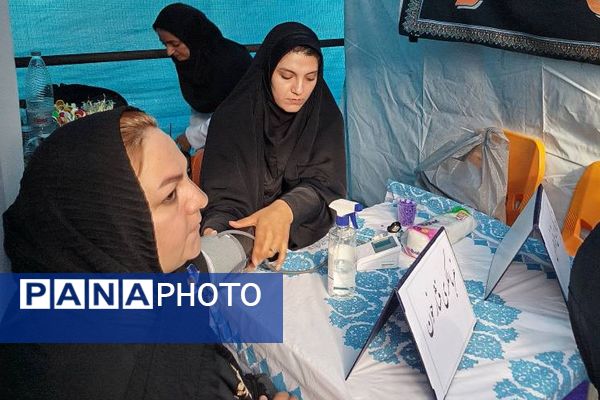 برپایی موکب های مختلف در مسیر پیاده روی اربعین در ناحیه دو شهرری 