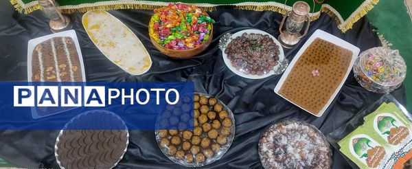 محفل انس با قرآن در دبستان شاهد دخترانه حضرت معصومه (س)