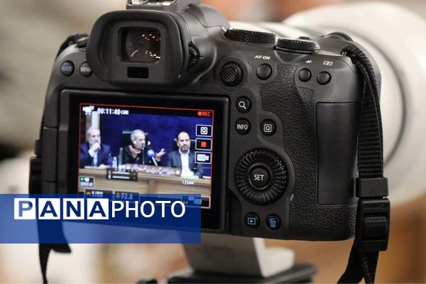 گرامیداشت روز خبرنگار در سازمان دانش‌آموزی؛ تجلیل از خبرنگاران دانش‌آموز پانا شهرستانهای تهران با حضور وزیر آموزش و پرورش