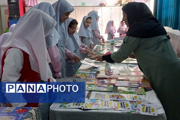 عطر علم و دانش در نمازخانه شهید جوادسرافراز اسلامشهر