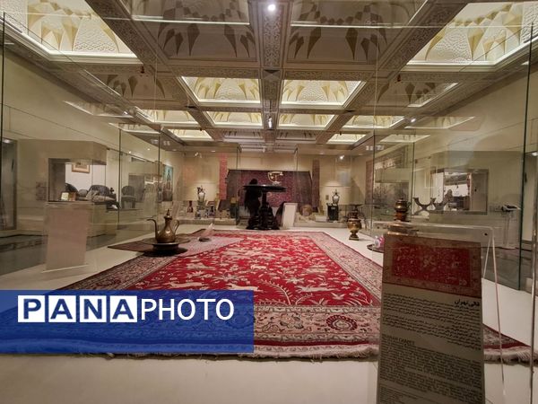  سفری فرهنگی دانش‌آموزان ملاردی به کتابخانه و موزه ملک