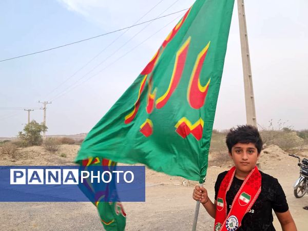 شور پیاده‌روی جاماندگان اربعین گامی به یاد شهدا