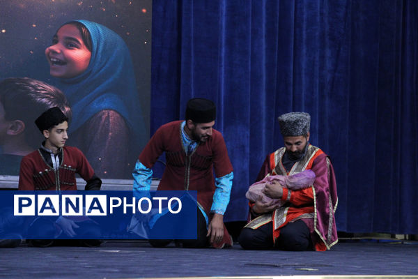 همایش علمی و فرهنگی «جانان ایران» به‌مناسبت هفته ملی جمعیت