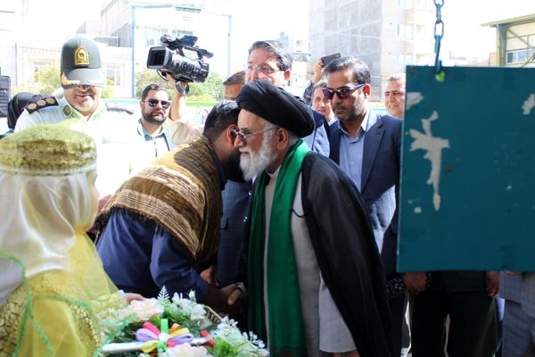 مراسم نمادین آیین بازگشایی مدارس در دبیرستان شاهد خیر سجادیه 