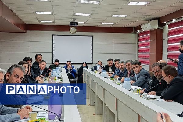 جلسه شورای آموزش‌و‌پرورش شهرستان ملارد