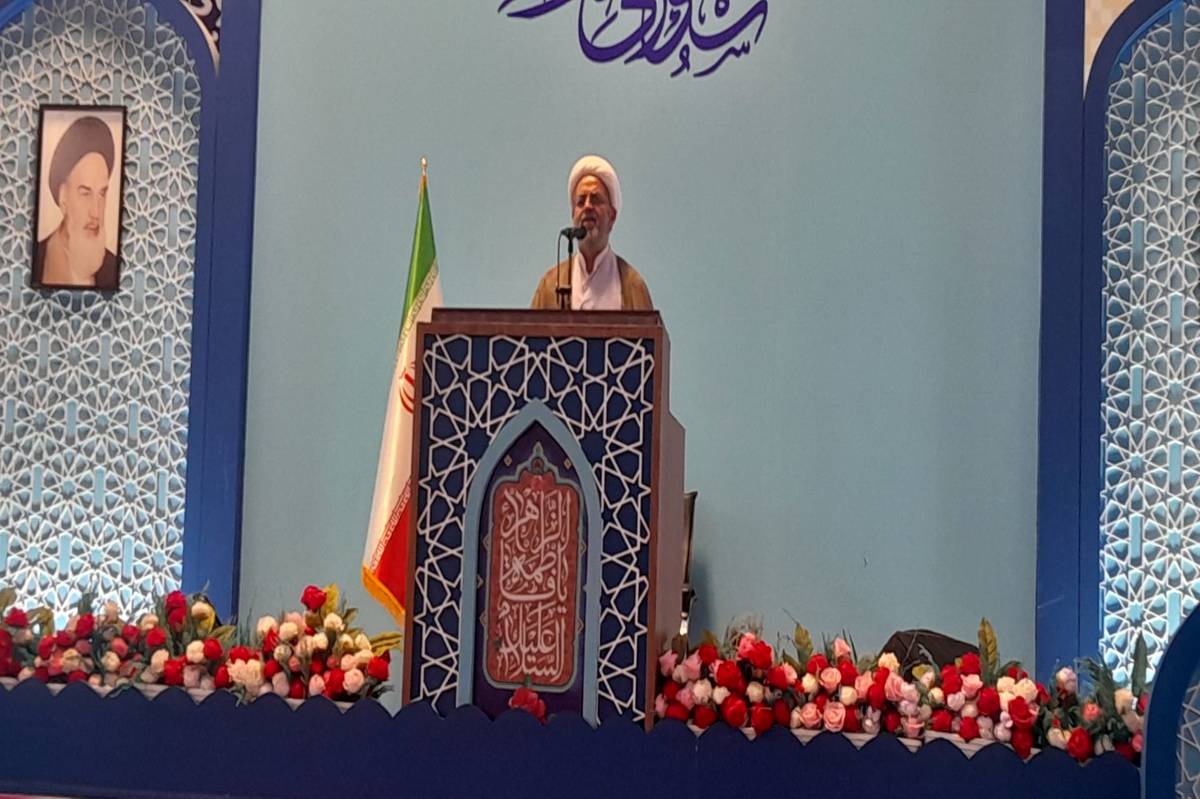  ضرورت الگوگیری جامعه از سیره اهل‌بیت(ع) 