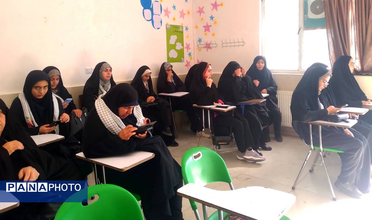 دوره توانمندسازی شورای پایگاههای بسیج در ملایر