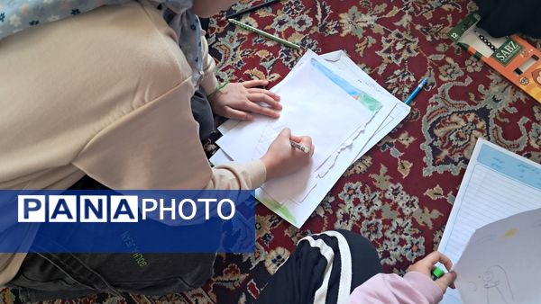 برپایی غرفه کودک در نمازجمعه کاشمر