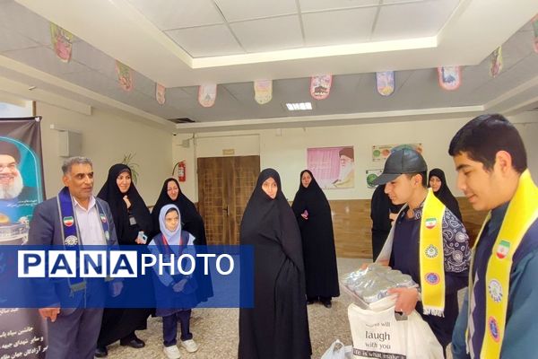 مشق همدلی در آموزش و پرورش ناحیه۶ مشهد 