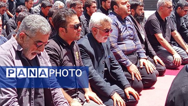 اقامه نماز ظهر عاشورا در کاشمر