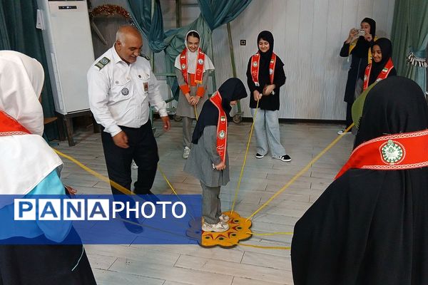 کارگاه آموزش مهارت‌های تشکیلات سازمان دانش‌آموزی در باقرشهر 