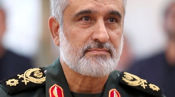 بخشی از زندگینامه « سردار شهید امیرعلی حاجی زاده 