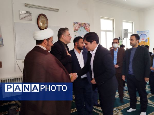 بازدید معاون مدیرکل آموزش و پرورش خراسان رضوی از مدارس کاشمر
