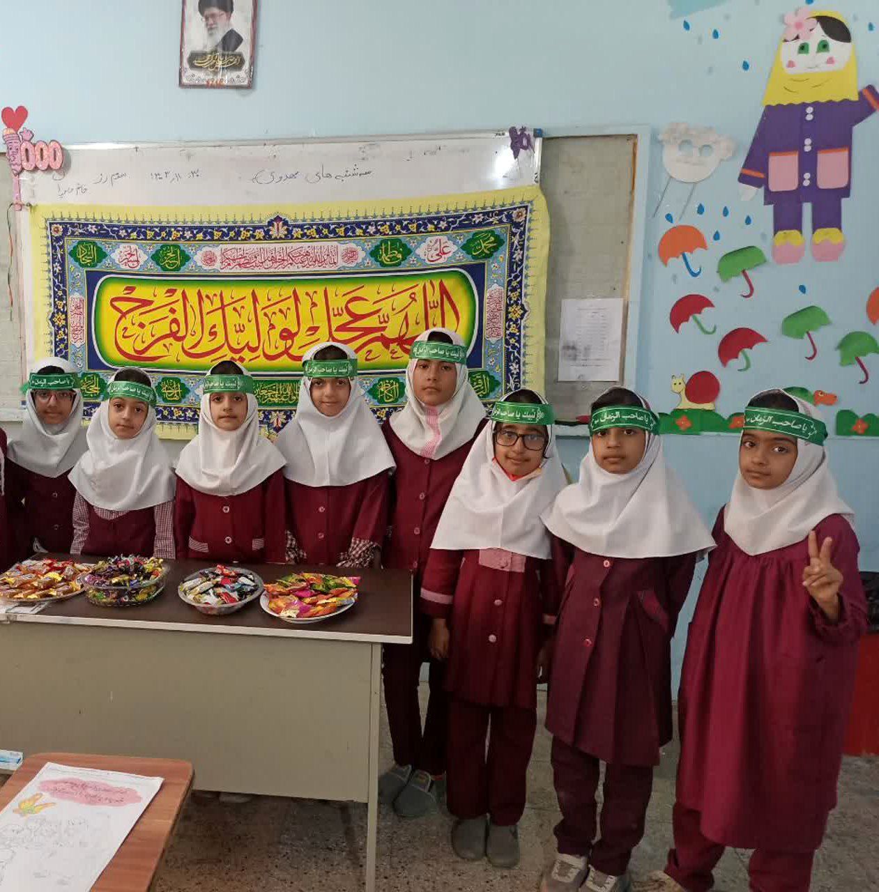 برگزاری آیین سه‌شنبه‌های مهدوی در دبستان شهید ابراهیم تنیده بندرعباس