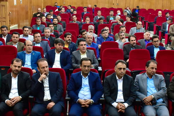 توسعه زیرساخت‌های ورزشی و ارتقای سلامت دانش‌آموزان در اولویت آموزش و پرورش کهگیلویه و بویراحمد