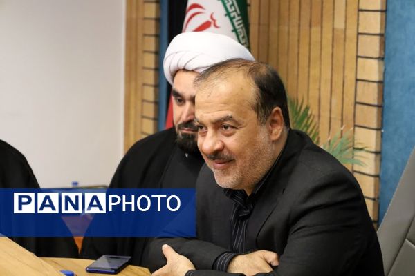 روایت آزادگی برای نسل نو