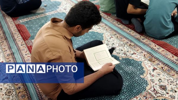 انس با قرآن در دبیرستان شاهد ابوذر غفاری 