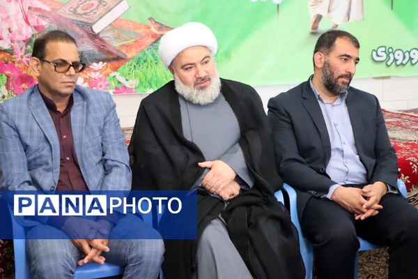 مراسم جشن شکوفه‌ها در مدارس ابرکوه