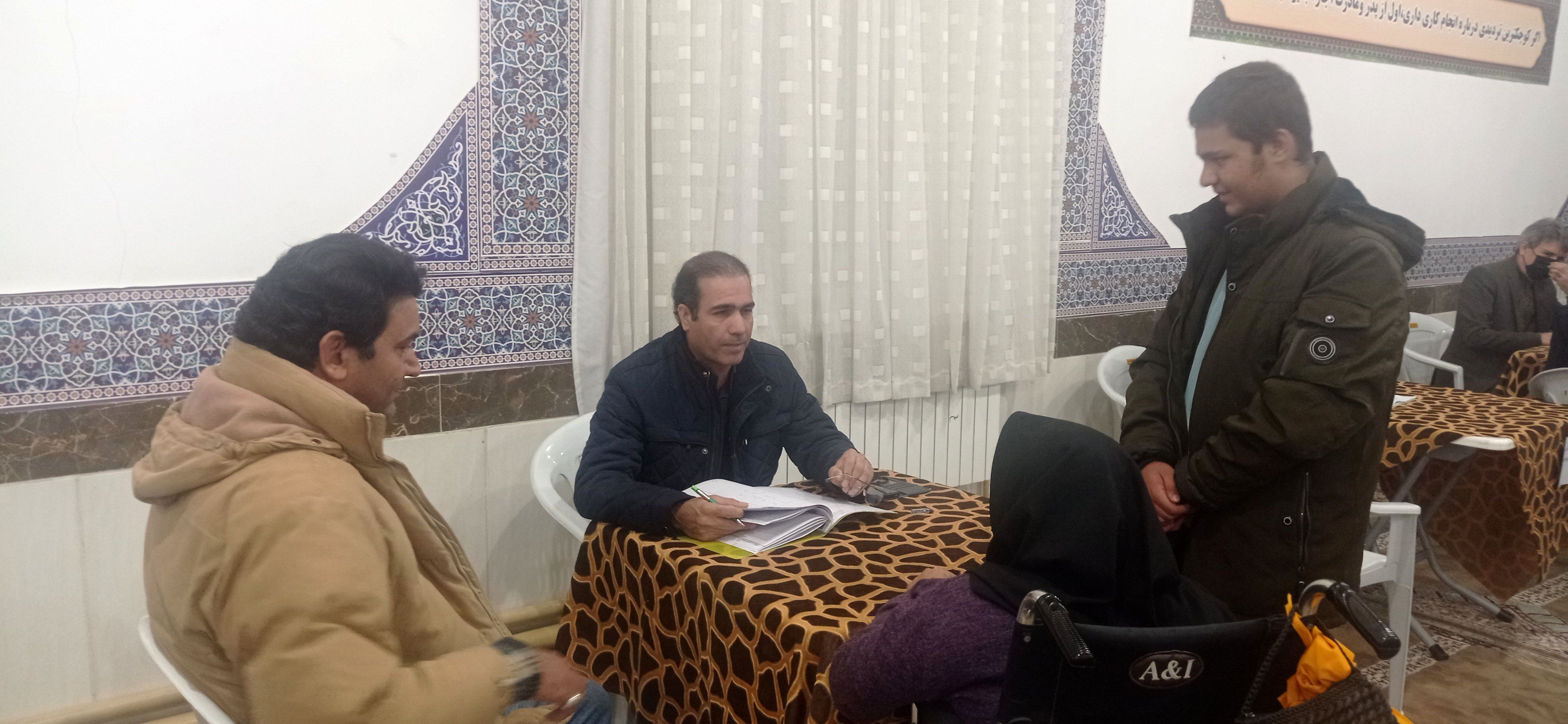 جلسه دیدار چهره به چهره والدین با دبیران در کاشمر