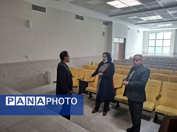 بازدید رئیس آموزش‌ و پرورش ناحیه ۲ از دبیرستان رحمت آیین یک