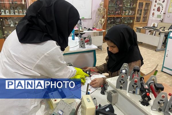  اردوی علمی در پژوهش سرای دانش آموزی بصیرت