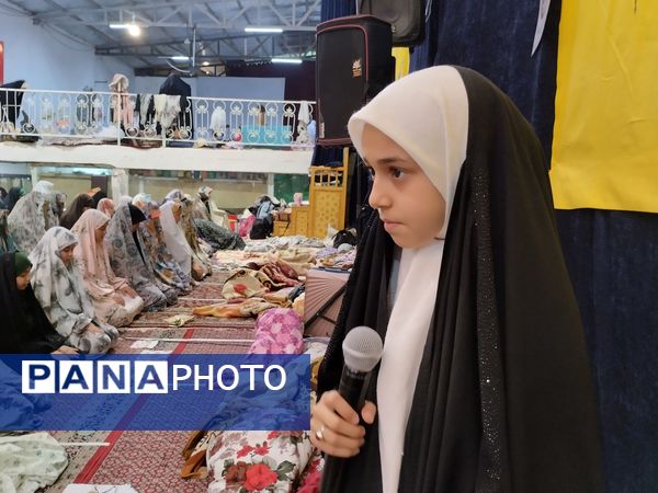 اعتکاف دختران نوجوان در مسجد سیدالشهدا مشهد