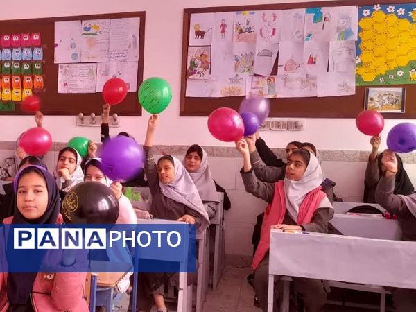 شادی کودکانه و معنویت دینی در لیلة‌الرغائب دبستان  شهید نجفی فدافن 