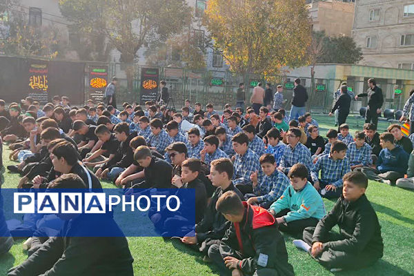 برگزاری مراسم عزاداری شهادت حضرت فاطمه الزهرا(س) در مدرسه شاهد شهیدکاظمی 