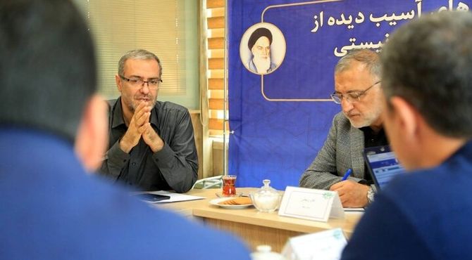 بازدید سرزده زاکانی از ستاد بازسازی ساختمان‌های آسیب‌دیده منطقه ۶