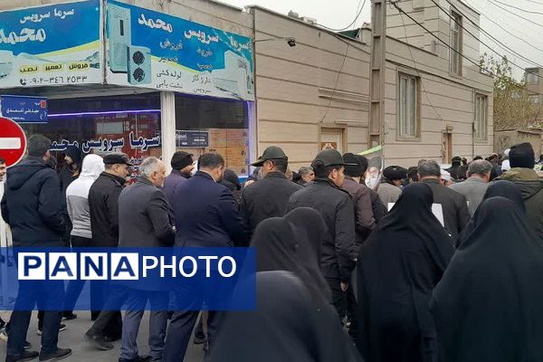 حماسه ۹ دی زنده است؛ ورامینی‌ها بار دیگر با ولایت، پیمان بستند