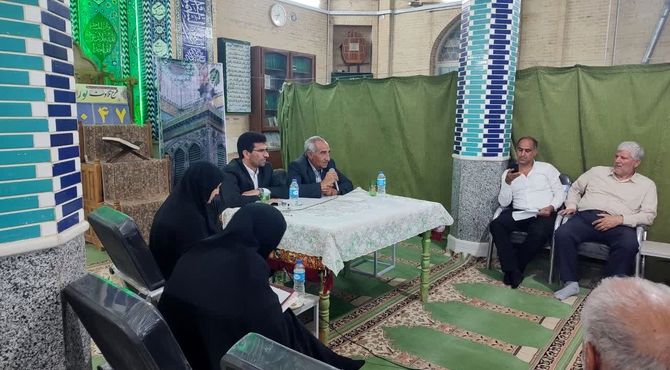 برگزاری میز خدمت به مناسبت هفته دولت در شهرستان زارچ