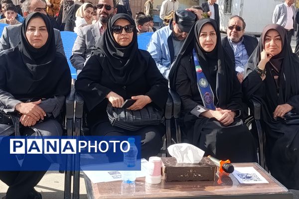 زنگ کتابخوانی و همایش کتاب و کتابخوانی در دبیرستان ابوریحان بیرونی نیشابور