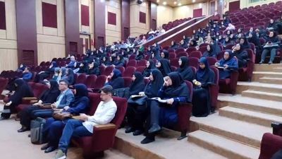 برگزاری سمینار تخصصی آموزشی ویژه مدیران مدارس ابتدایی دولتی و غیر دولتی ناحیه۳ 