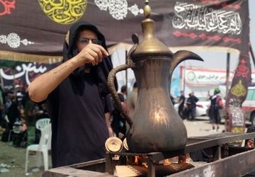پیاده روی زائران امام رضا(ع) از ملک آباد تا مشهد 