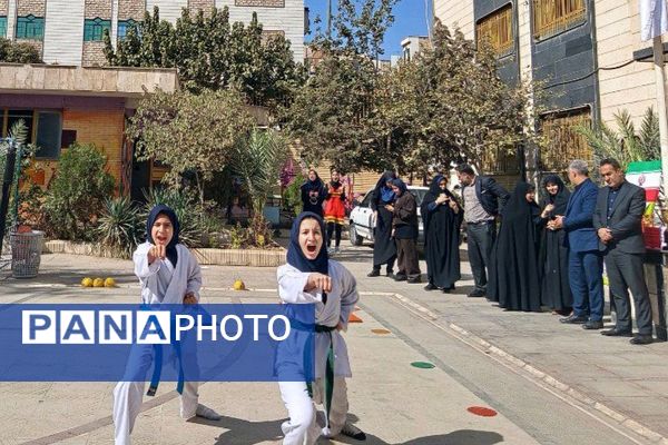 افتتاحیه برنامه «مهارت آموزی ورزشی» در دبیرستان راضیه شکرایی ناحیه دو شهرری