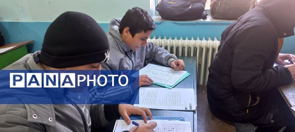 برگزاری آزمون سنجش دستاوردهای یادگیری در مدارس متوسط اول ملارد 