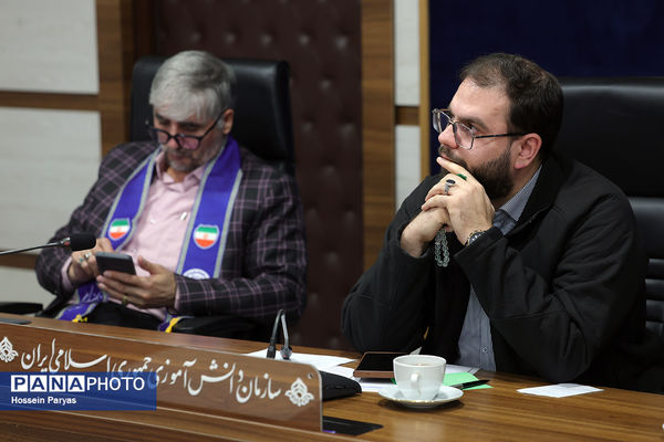 جلسه مدیران استان‌ها با شورای معاونان سازمان دانش‌آموزی 