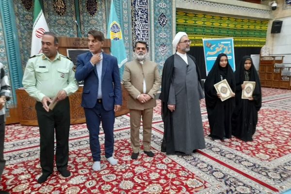 دانش‌آموزان مهریزی در مسابقات کشوری درخشیدند