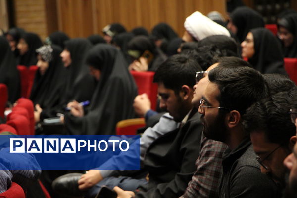 گردهمایی متولیان و مربیان اعتکاف‌های یزد