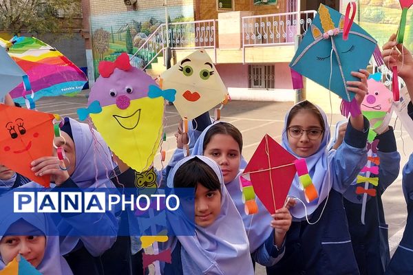 هفته تربیت بدنی در مدارس دکتر رزمی و شهید مجید مجیدی ناحیه دو شهرری 
