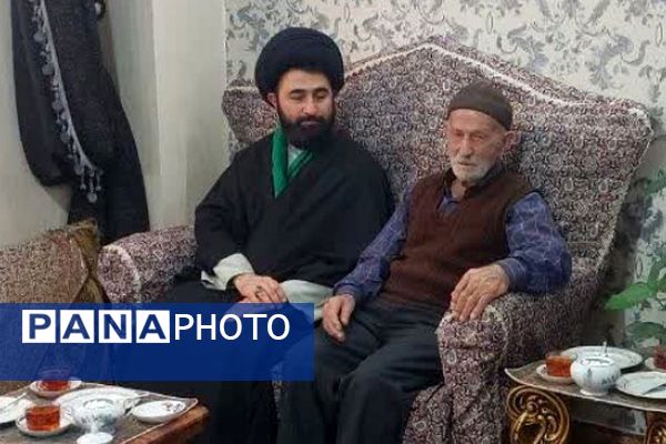 دیدار فرماندار فیروزکوه با خانواده‌های شهدا