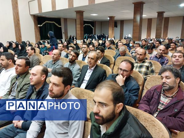 آیین بزرگداشت مقام معلم در شهرستان ابهر با حضور مسئولان استانی و شهرستانی