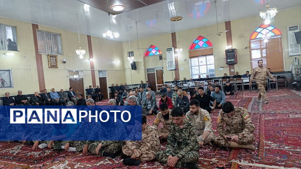 مراسم شهدای خدمت در ایلخچی با حضور دانش‌آموزان پیشتاز