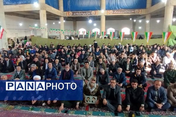 گرامیداشت سالروز ورود امام خمینی به میهن در نماز جمعه گلوگاه 