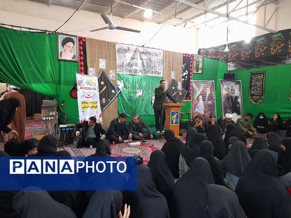 اعزام دانش‌آموزان دختر آشخانه به اردوی راهیان نور