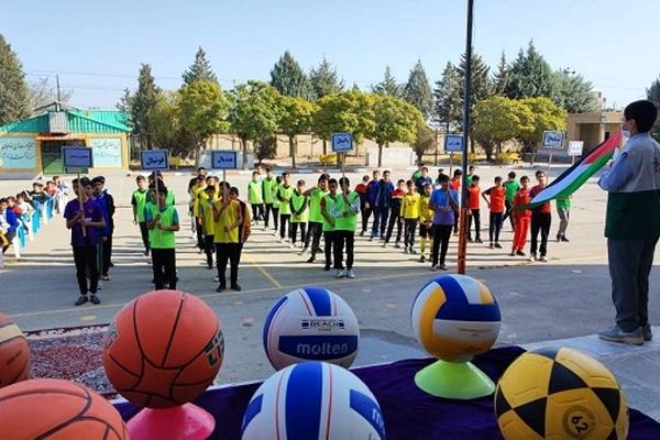 مسابقات مدرسه‌ای، قهرمانان فردای ایران را می‌سازند