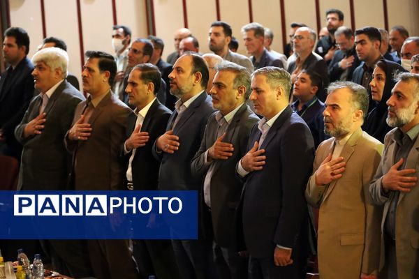 نشست هم اندیشی معاونین و مربیان پرورشی و مشاوران مدارس شهر شیراز 