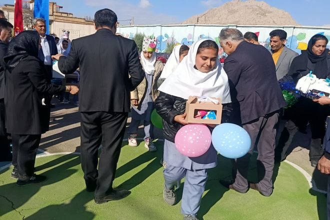 طرح ملی توزیع شیر رایگان در مدارس ابتدایی استان کرمانشاه آغاز شد